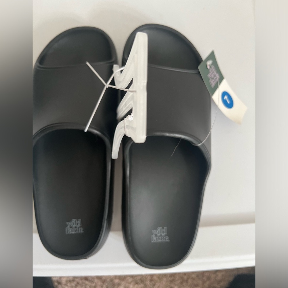 Wild fable sandals